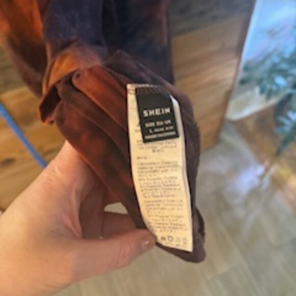 This all–black skater dress is serving effortless everyday cute- SHEIN, size L - Picture 6 of 6